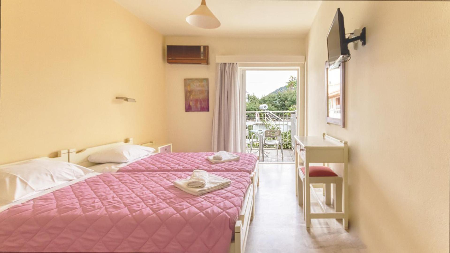 Akrotopi Apartments & Studios Толон Экстерьер фото