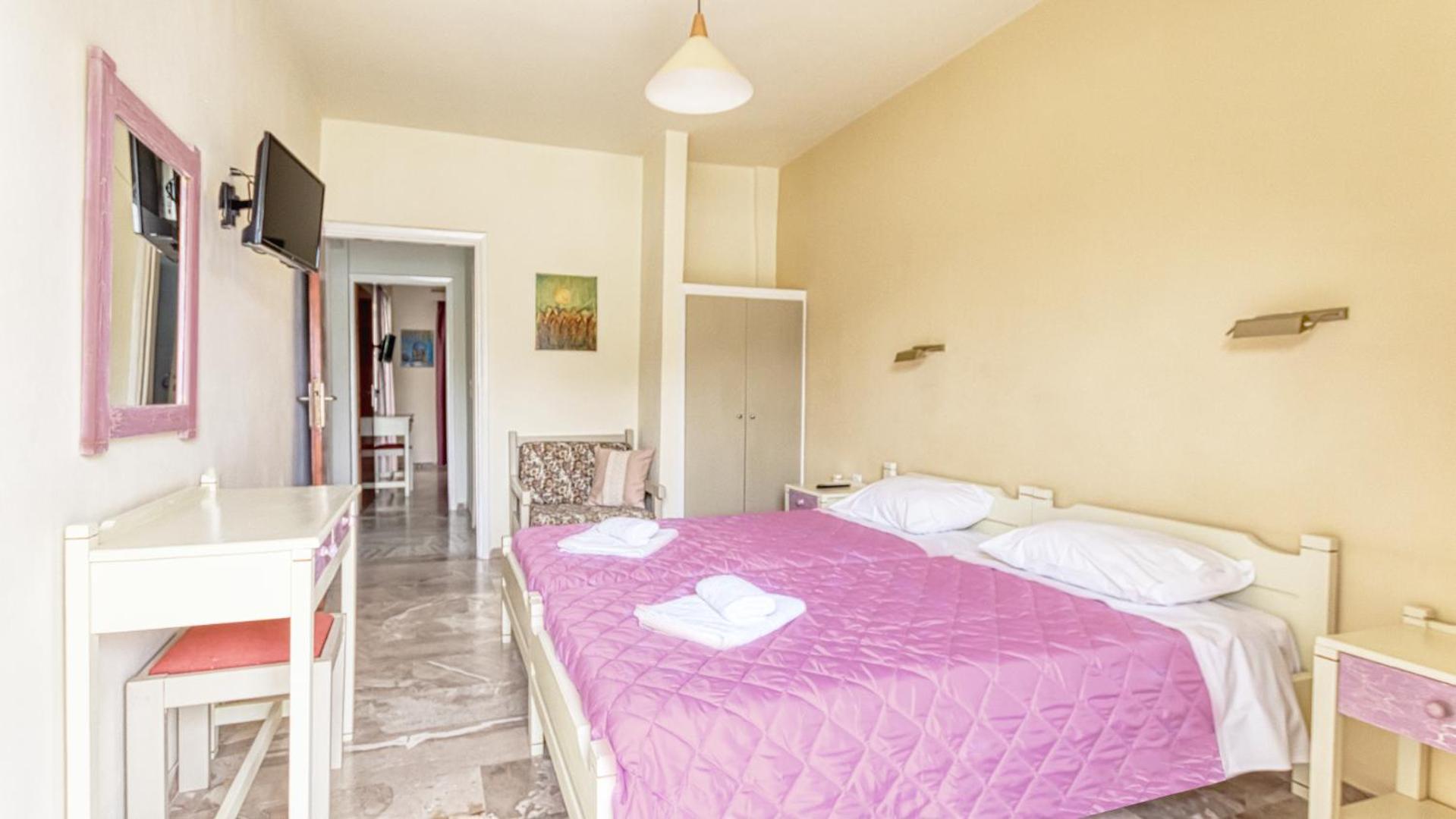 Akrotopi Apartments & Studios Толон Экстерьер фото