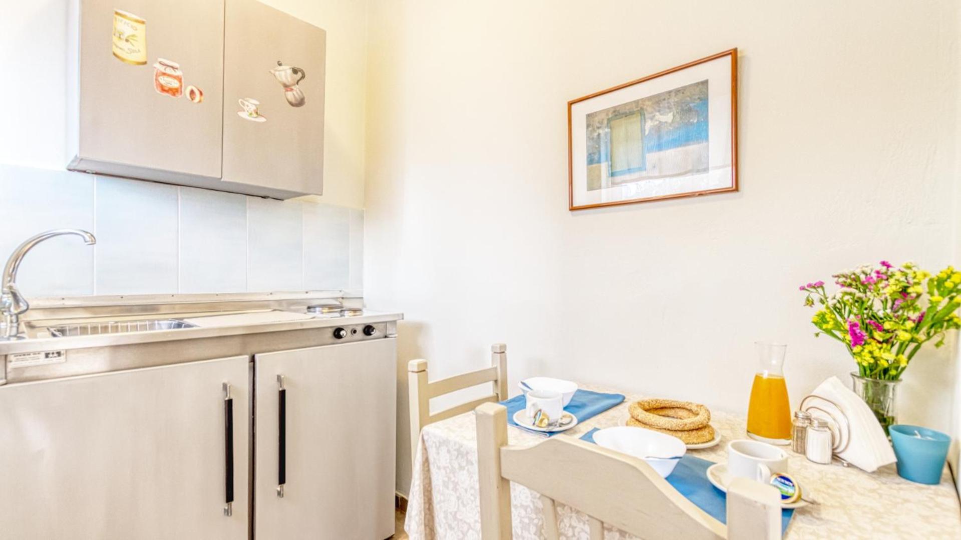 Akrotopi Apartments & Studios Толон Экстерьер фото